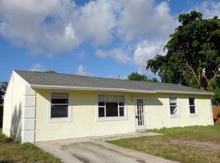907 SE 8th St, Stuart, FL 34994