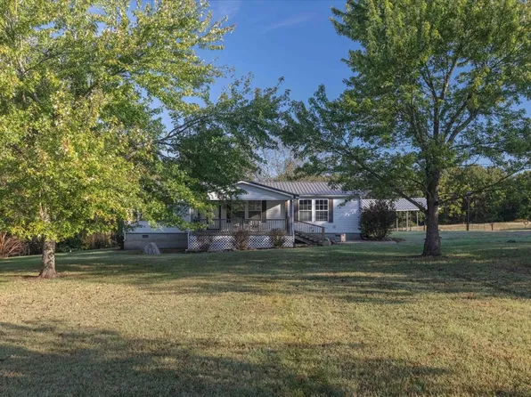501 George Durham Rd, Westmoreland, TN 37186