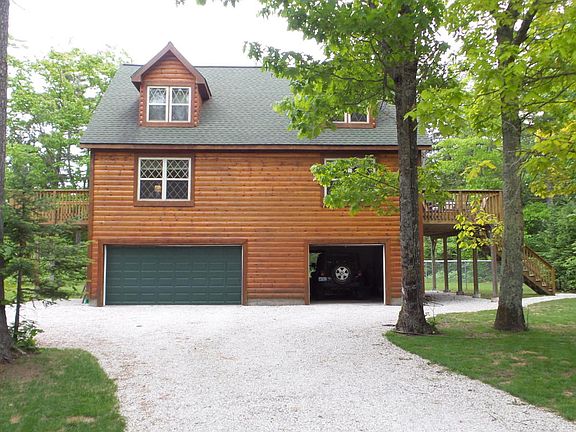 3rd image of 6671 Pinecrest Ct