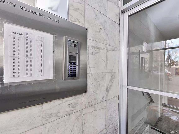3rd image of 15272 Melbourne Avenue #2G