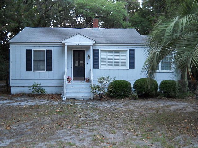 1st image of 407 Kelsall Ave