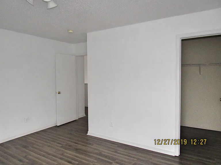 11347 Roundwood Ct — Photo 14