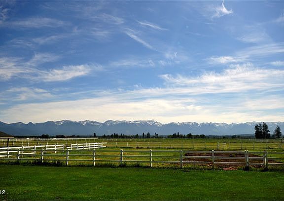 5th image of 25 Paint Horse Ln