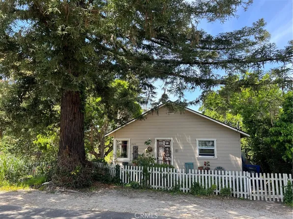2425 Yorkshire Dr, Cambria, CA 93428