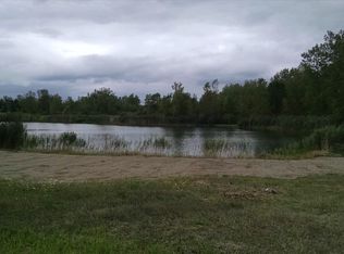 19577 Armada Ridge Rd, Armada, MI 48005