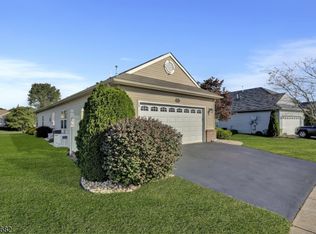 15 Lorenzo Rd, Manchester, NJ 08759