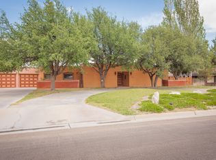 1403 Latigo Ln, Roswell, NM 88201
