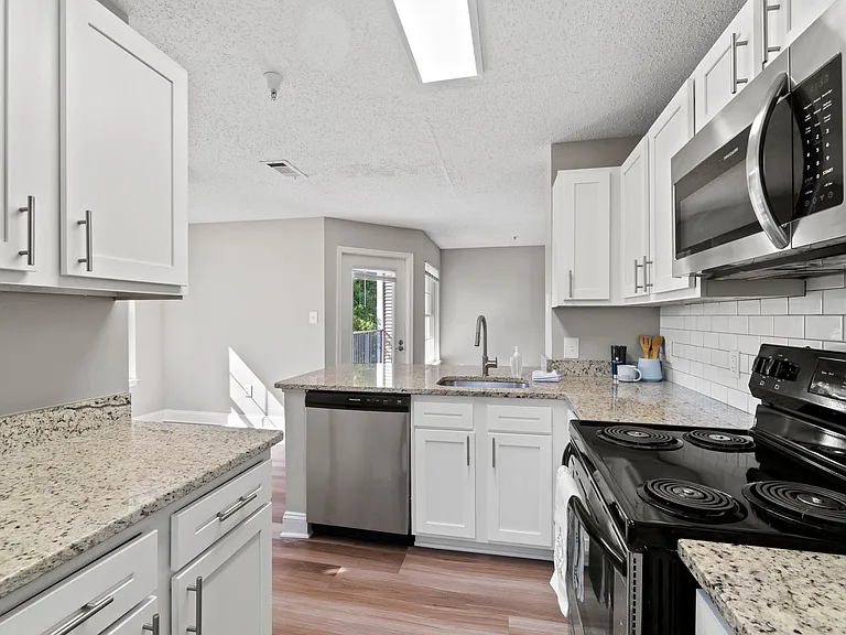 Milestone Apartment Homes — Photo 11