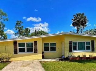 725 N Stone St, Deland, FL 32720