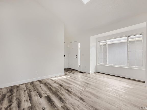 4th image of 5760 W 71st Avenue
