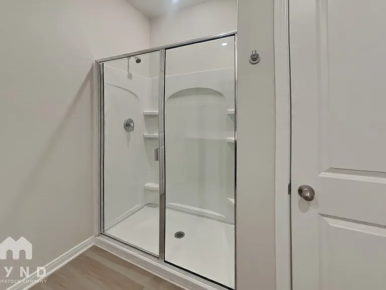 15431 Maple Terrace Dr — Photo 9