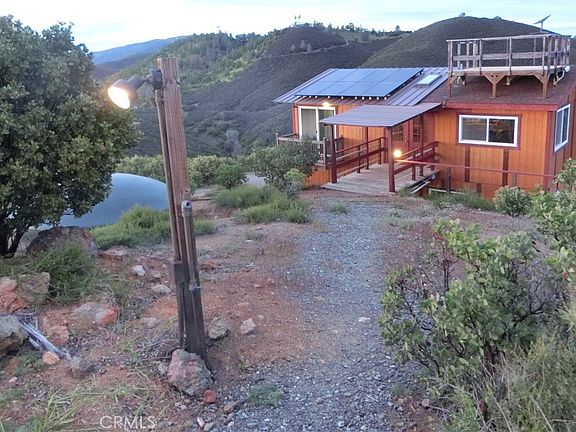 5th image of 864 Watertrough Rd