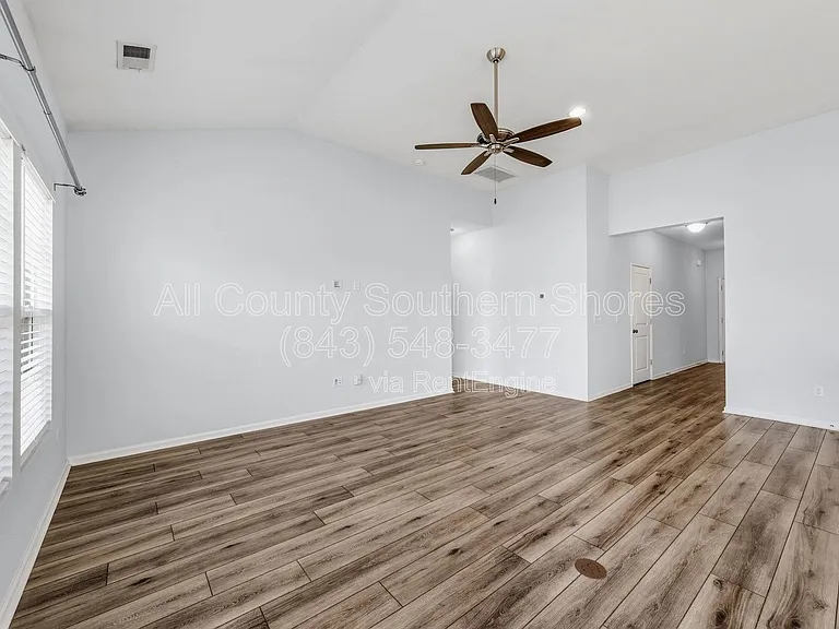 877 Devon Estate Ave — Photo 16