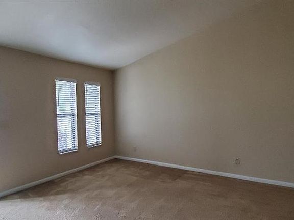 5th image of 4353 SW 20th Pl