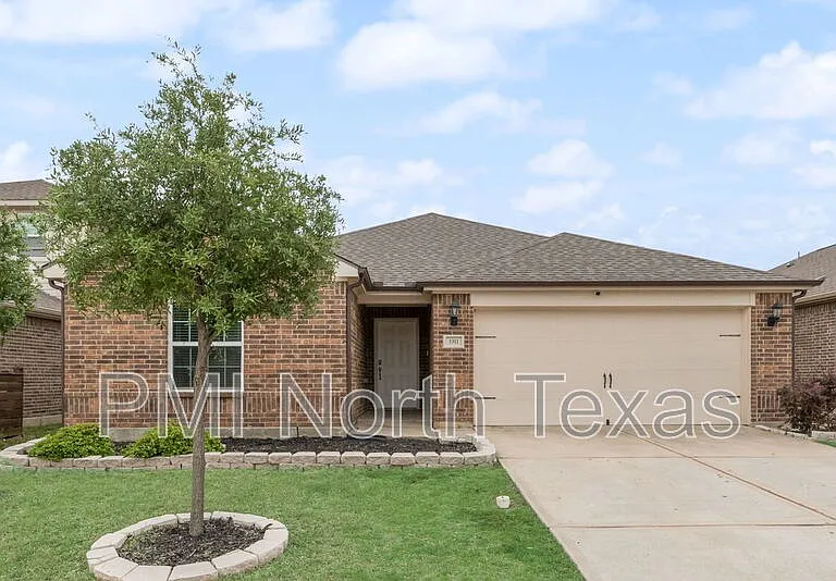 1911 Pilot Point Way — Photo 4