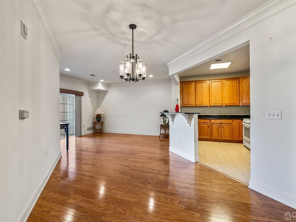 540 Cranbury Rd East Brunswick NJ Zillow