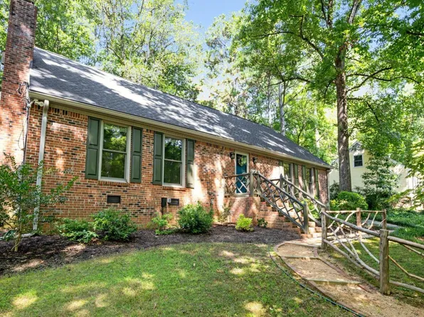 6925 Valley Lake Dr, Raleigh, NC 27612