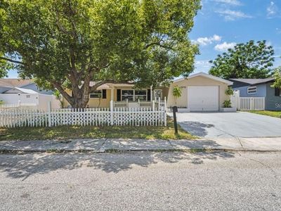 8733 Goshen Ln, Port Richey, FL, 34668