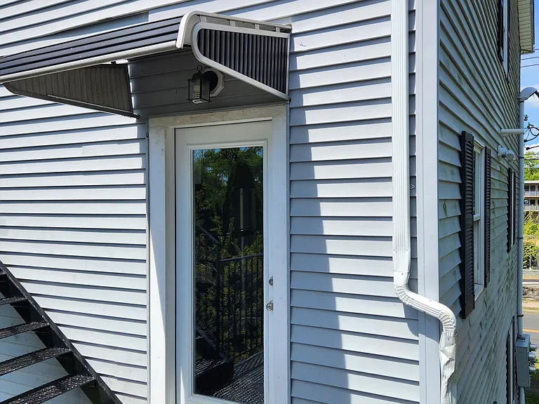 336 Hamilton Ave #B — Photo 2