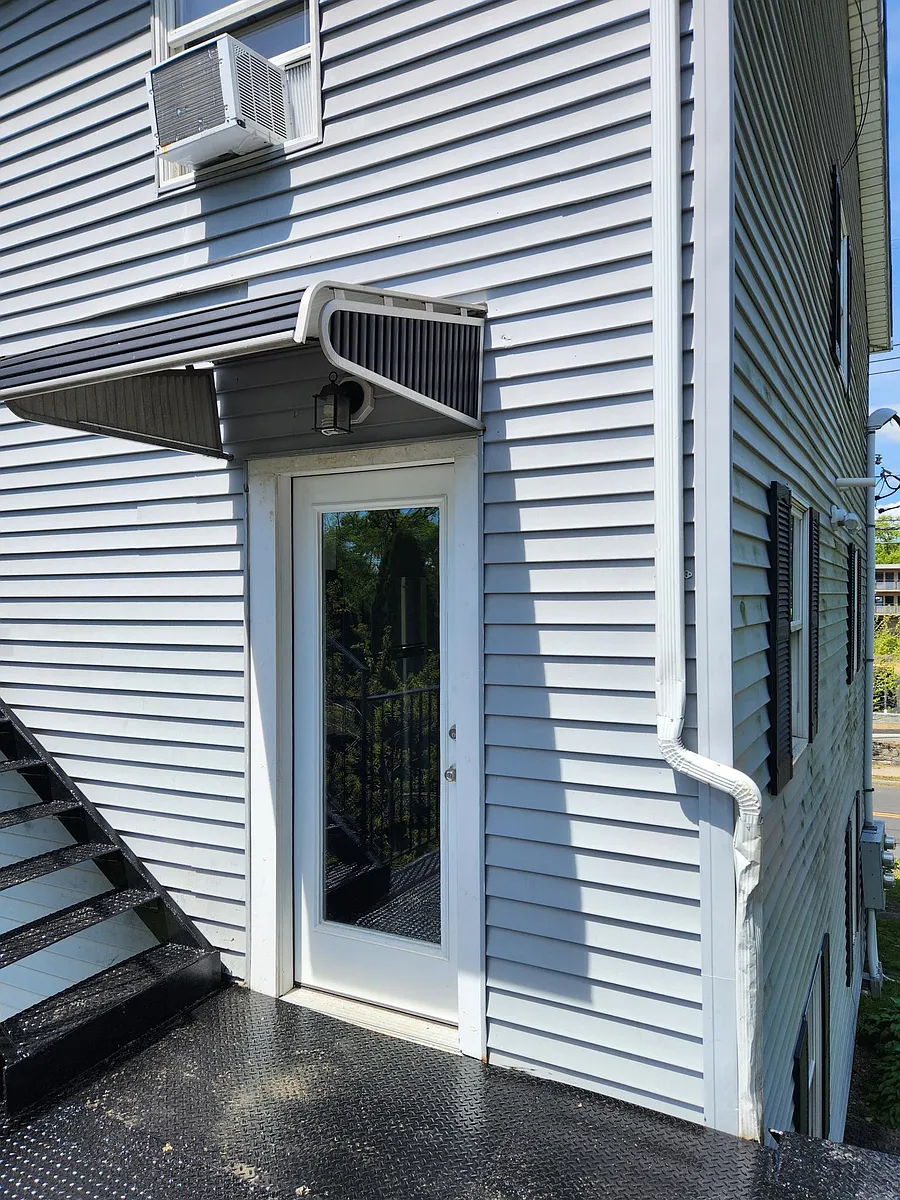 Building Photo - 336 Hamilton Ave #B