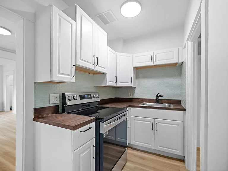1618 W 8th Ave #2 — Photo 7