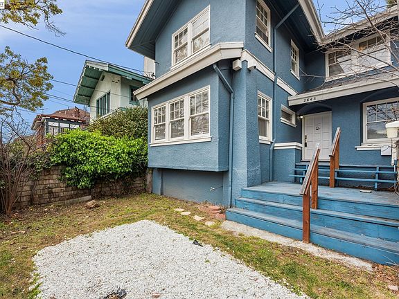 5th image of 2643 Stuart St