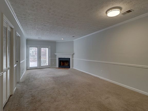 2nd image of 5431 Park Pl S