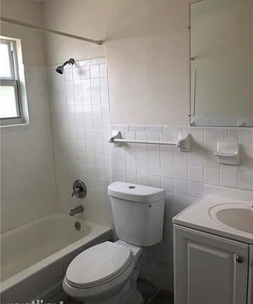 7096