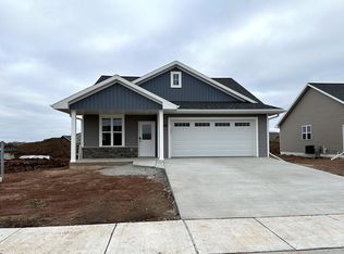 N9360 Gemstone Ct, Appleton, WI 54915