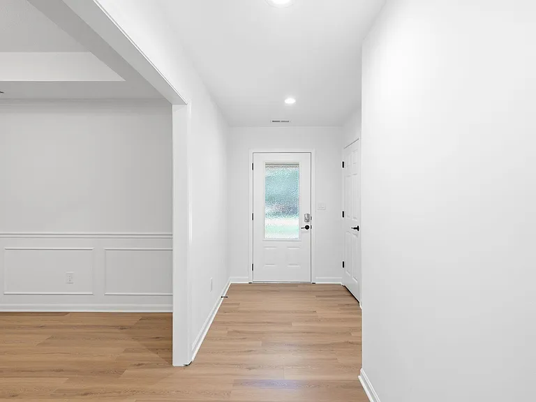 3711 Shadow Glen Ct — Photo 3