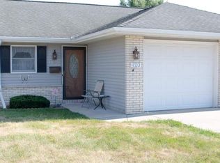 1203 Berkley Cir, Mishawaka, IN