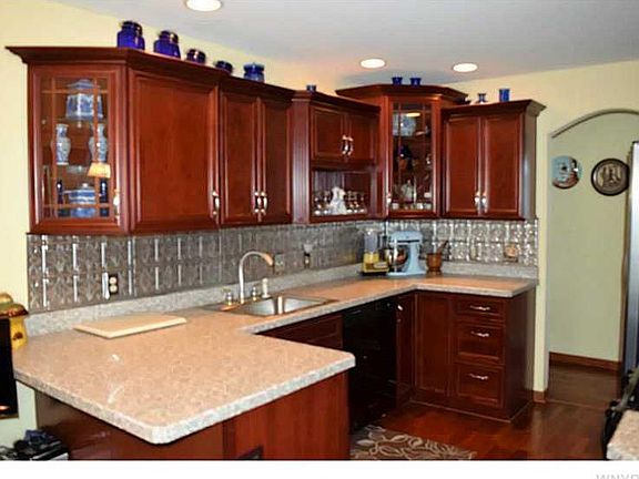 3rd image of 3637 Culpepper Dr