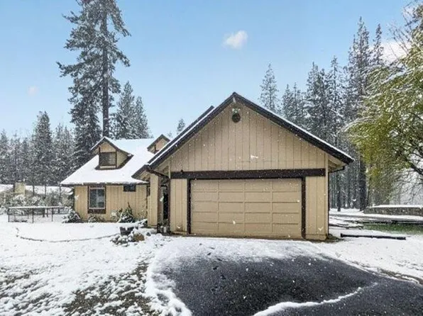 312 Lundy Ln, Graeagle, CA 96103
