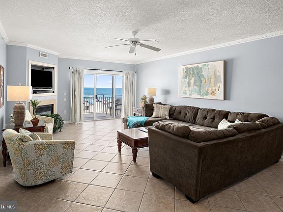 5th image of 1209 Atlantic Ave Unit 302