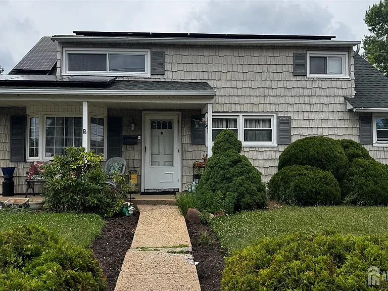 73 Hagaman St — Photo 1