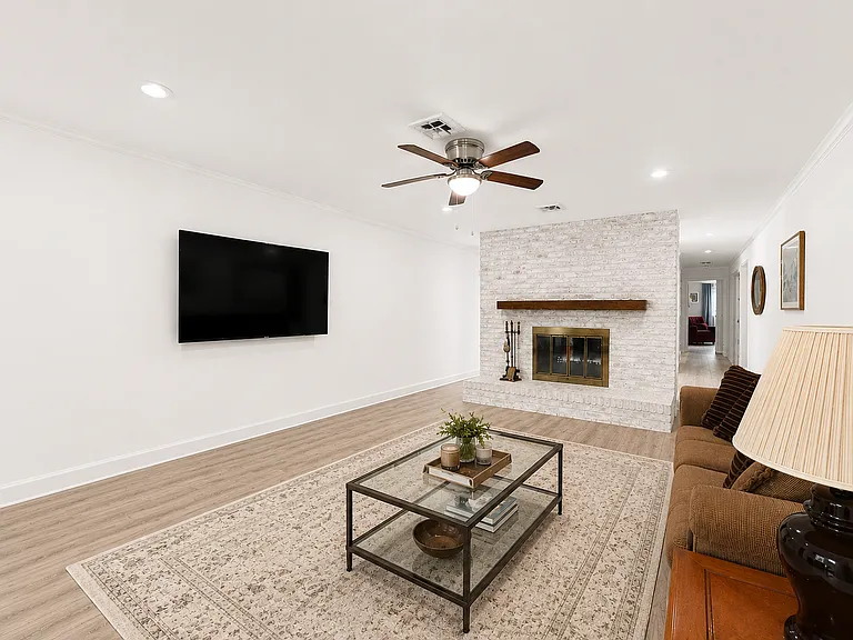 29 Ledgebrook Dr — Photo 3