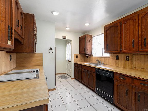2nd image of 7575 Careybrook Ln