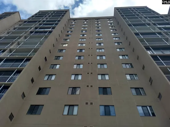 1825 Saint Julian Pl APT 18L, Columbia, SC 29204