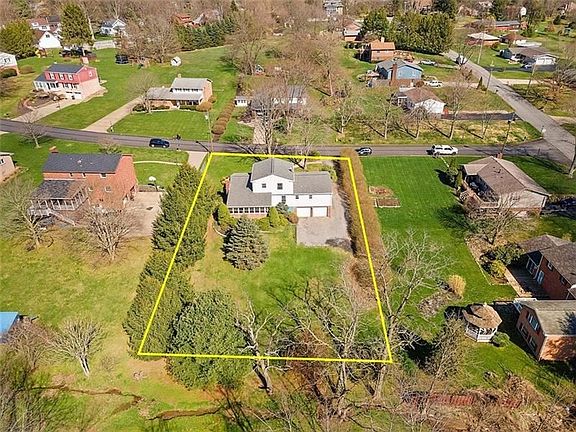3rd image of 150 Lynn Haven Dr