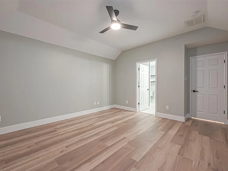 2 Garden Lodge Pl — Photo 30