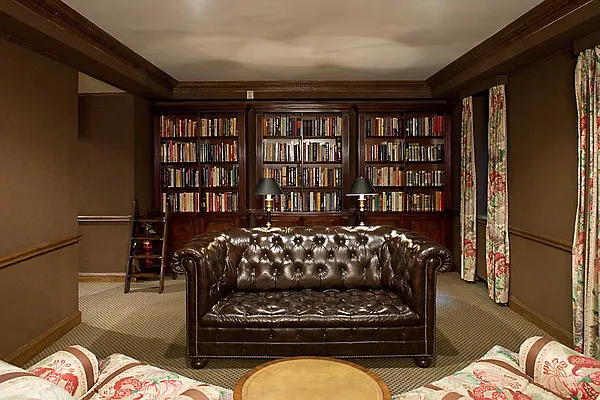 Sold by Corcoran | media 17