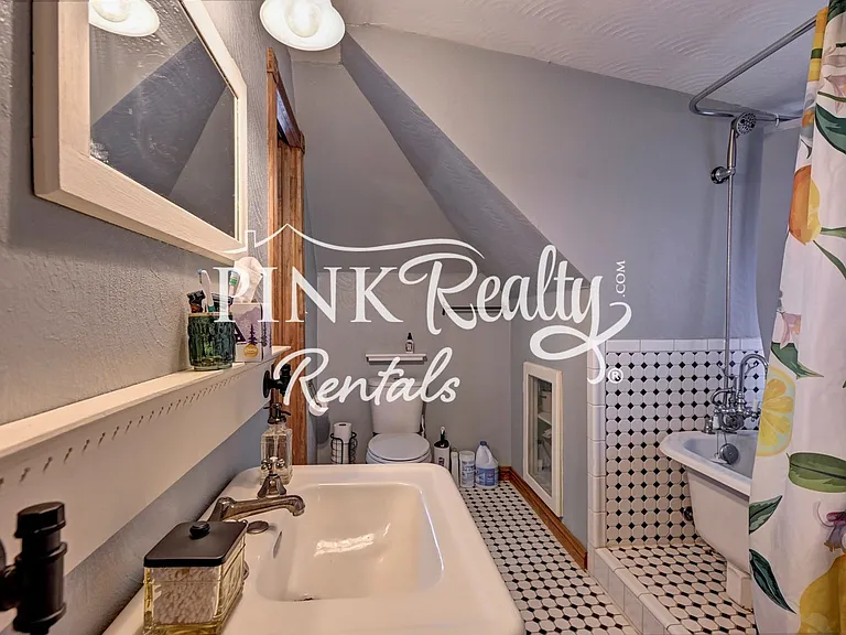1610 W Kiowa St — Photo 38