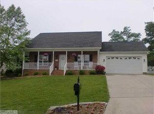 3982 Huttons Lake Ct, High Point, NC 27265