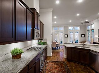 1112 E 29th St, Houston, TX 77009
