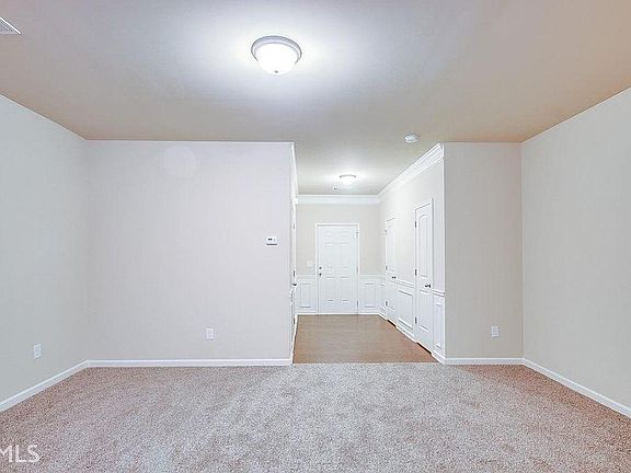 Front Entry/Living Area