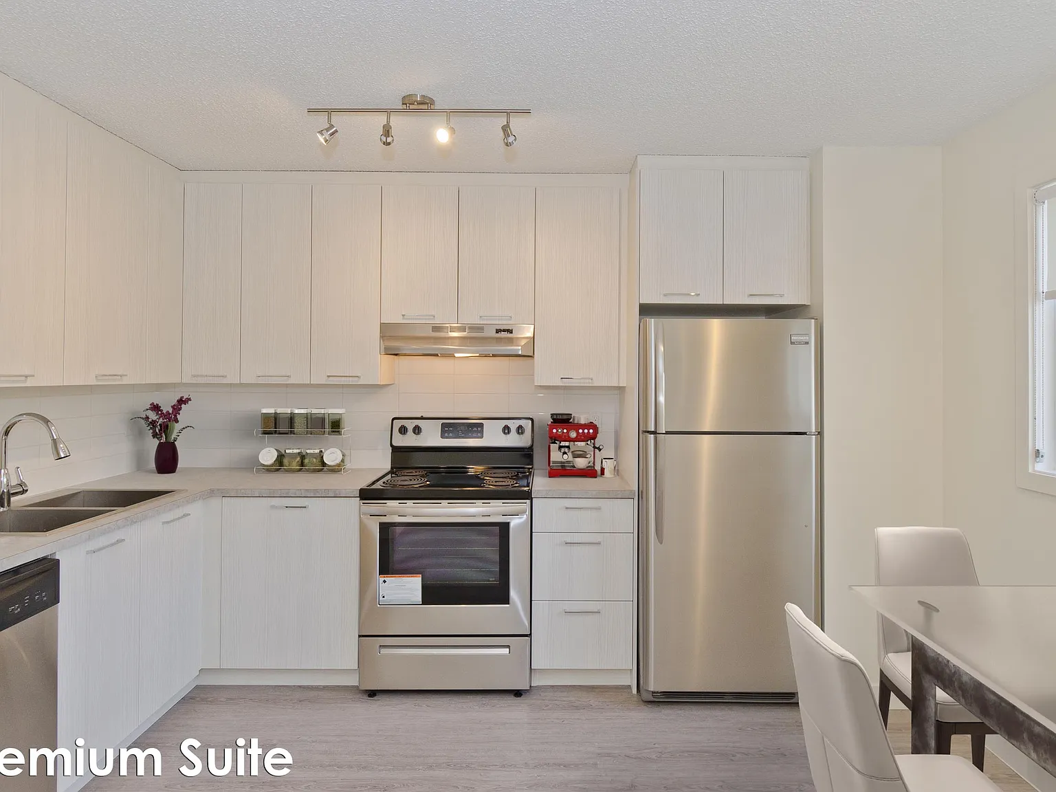 Ridgeview Gardens — Photo 4