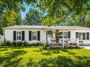 1304 N Indian Ln, Independence, MO 64056