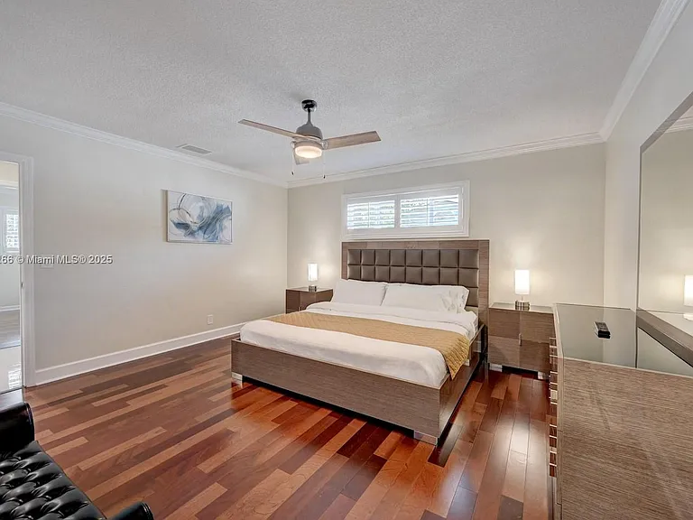 1311 Rodman St — Photo 26