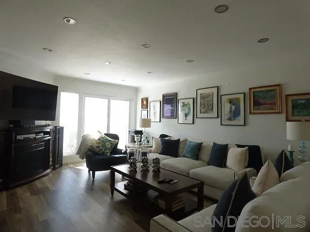 6743 Fashion Hills Blvd — Photo 7