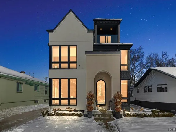 1439 Humphrey Ave, Birmingham, MI 48009